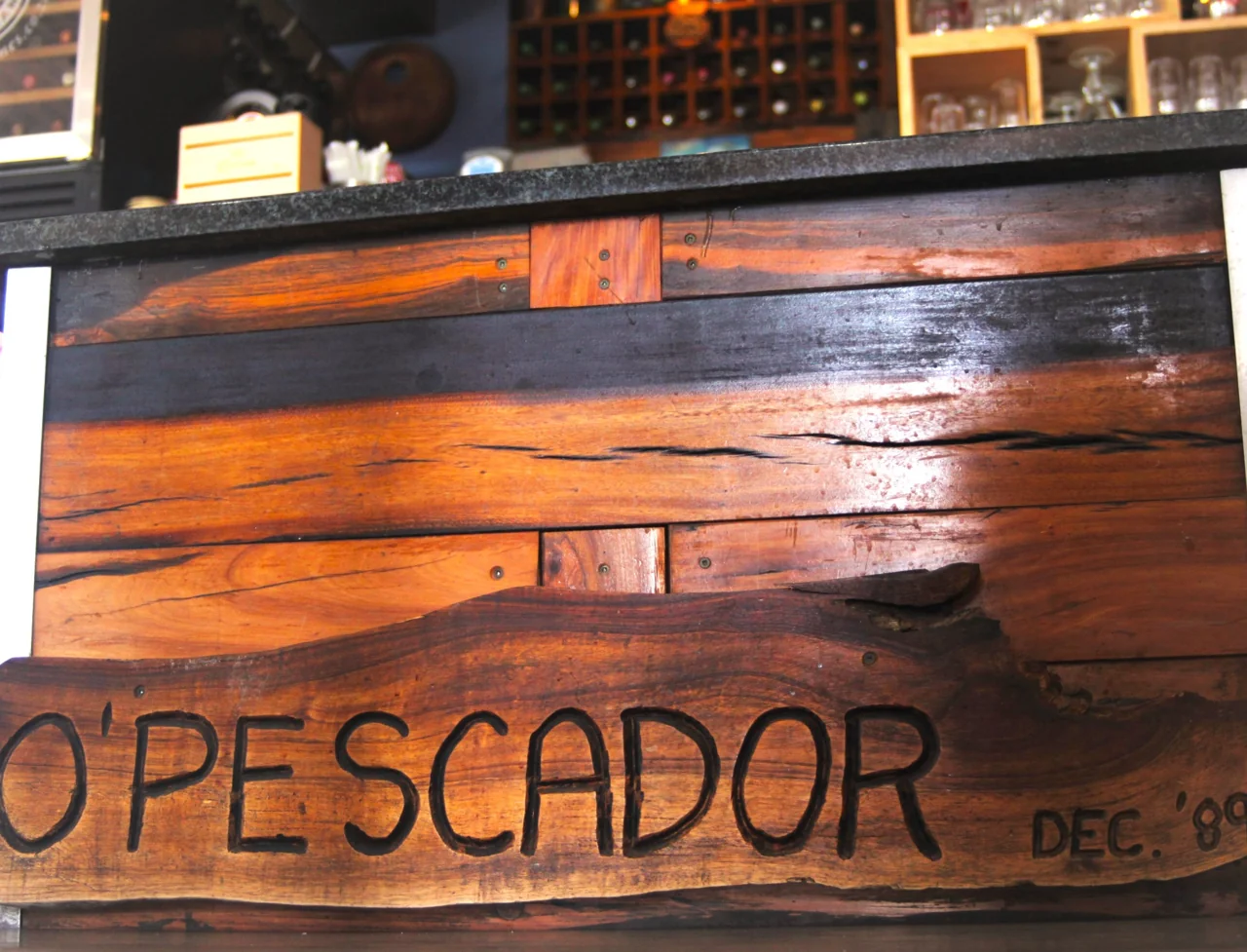 O Pescador’s welcoming entrance at the Waterfront